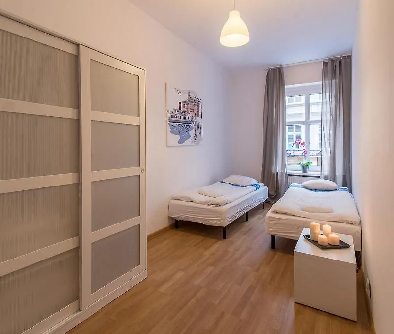 فندق Apartamenty Stockholm بوزنان