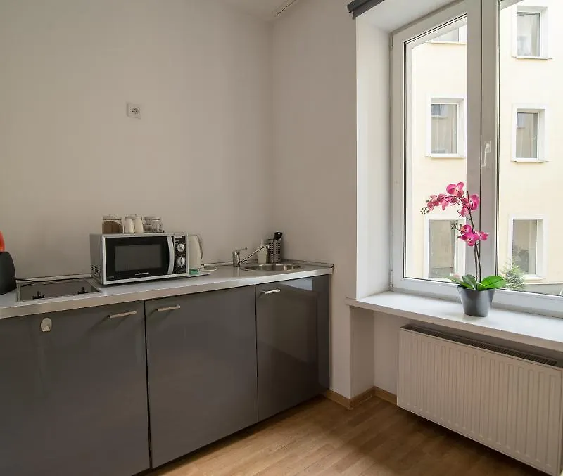 فندق Apartamenty Stockholm بوزنان