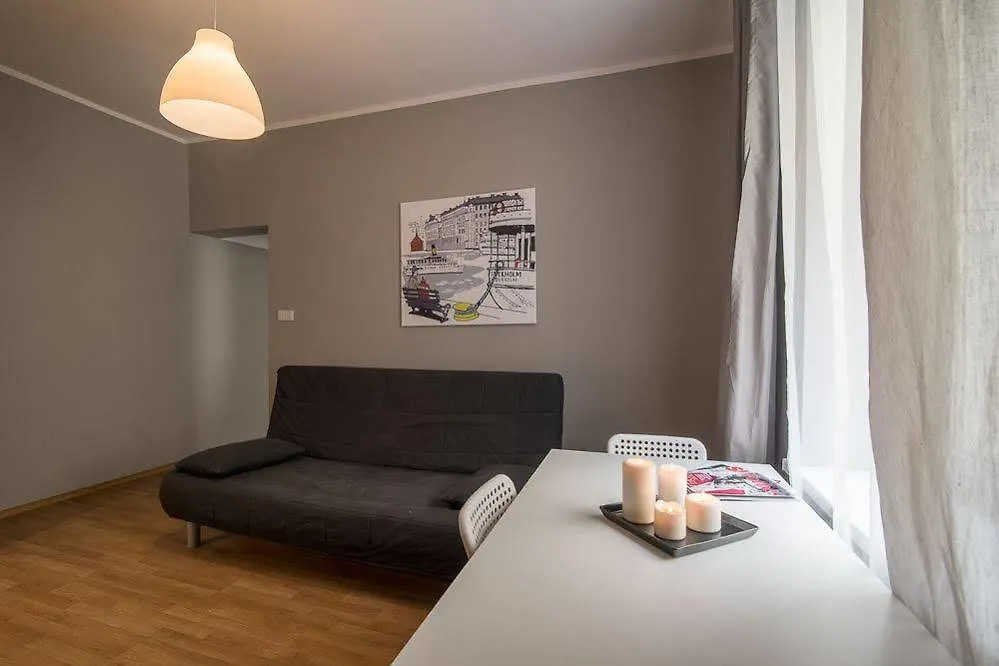 فندق Apartamenty Stockholm بوزنان